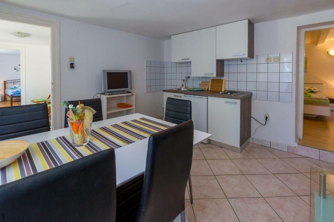 Apartment Dvorska ซริกเวนิซา ภายนอก รูปภาพ