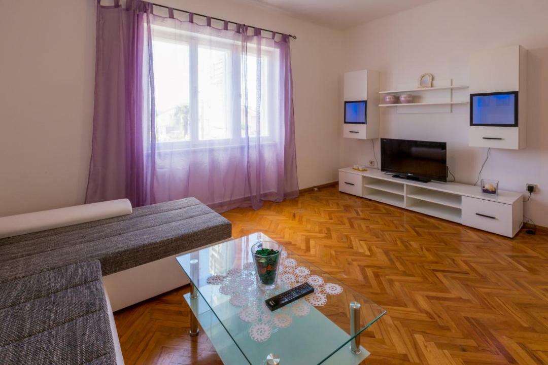 Apartment Dvorska ซริกเวนิซา ภายนอก รูปภาพ