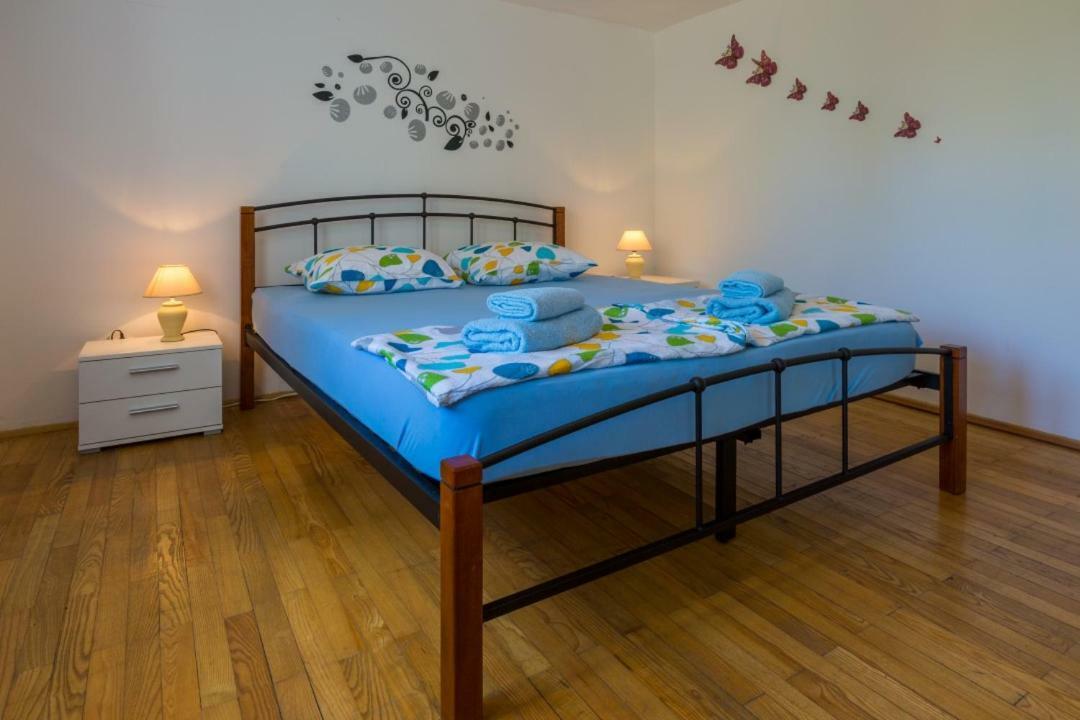 Apartment Dvorska ซริกเวนิซา ภายนอก รูปภาพ